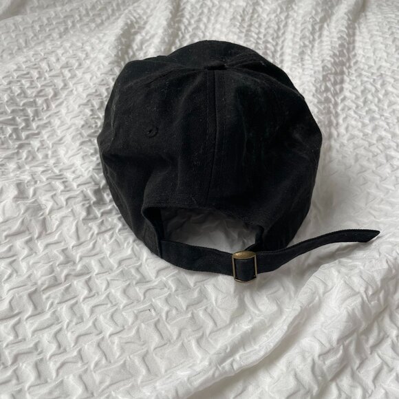 Clueless Hat - Picture 2 of 4